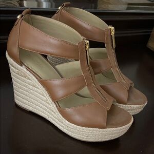 Michael Kors Tan Wedge Sandals with Gold Zipper